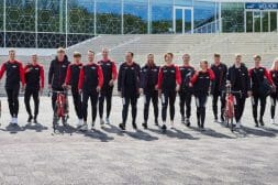 Psyned trotse nieuwe sponsor Schaatsteam IKO