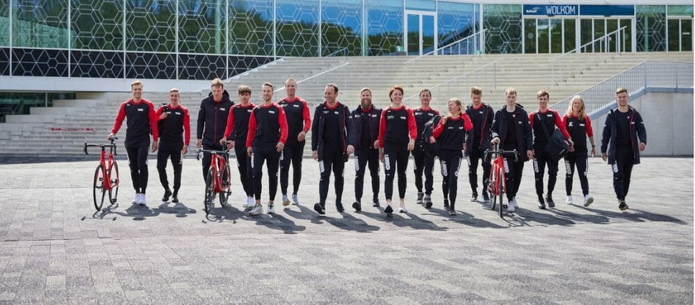 Psyned trotse nieuwe sponsor Schaatsteam IKO